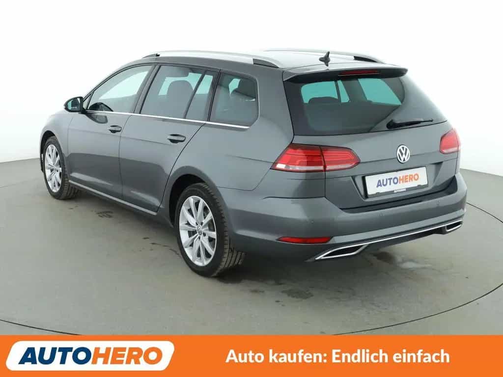 Volkswagen Golf VII 1.5 TSI ACT Highline BMT Aut.*NAVI*LED* 07/2019-photo-3
