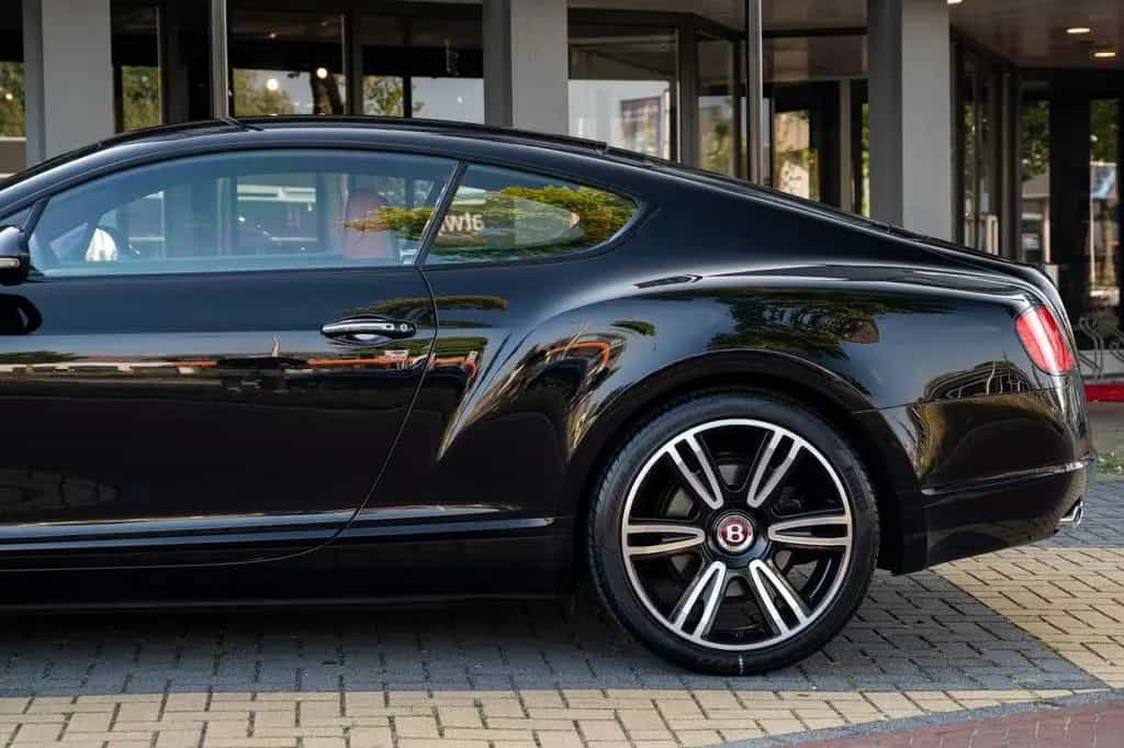 Bentley Continental GT 4.0 V8 Mulliner 11/2012-photo-20