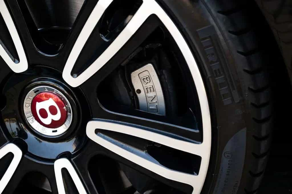 Bentley Continental GT 4.0 V8 Mulliner 11/2012-photo-38