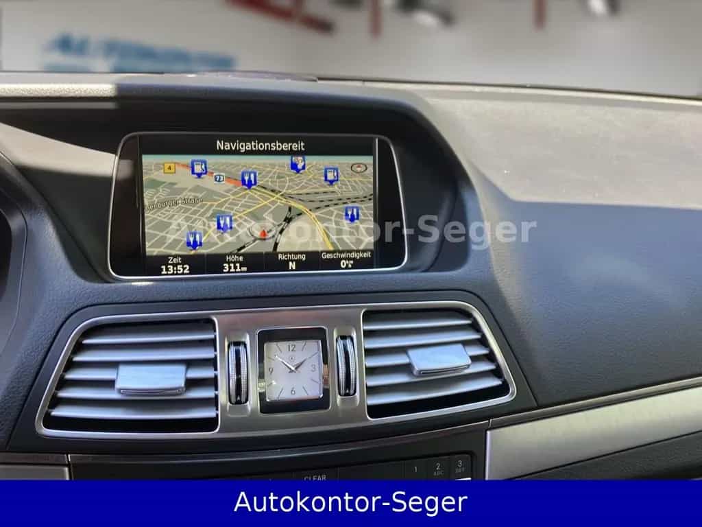 Mercedes-Benz E-Class 200 Cabrio Sport Edition 04/2016-photo-44
