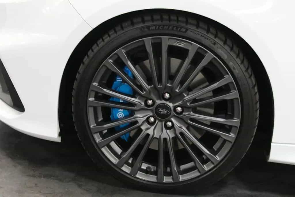 Ford Focus RS 350 PS Schalensitze Kamera Brembo 1 Han 10/2016-photo-27