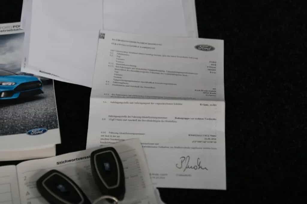 Ford Focus RS 350 PS Schalensitze Kamera Brembo 1 Han 10/2016-photo-29
