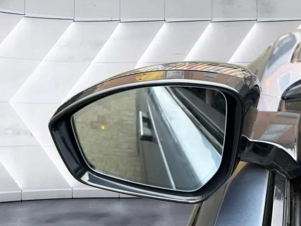 Land Rover Range Rover Rover Velar D300 HSE R-Dynamic Black-Pack* 04/2020-photo-27