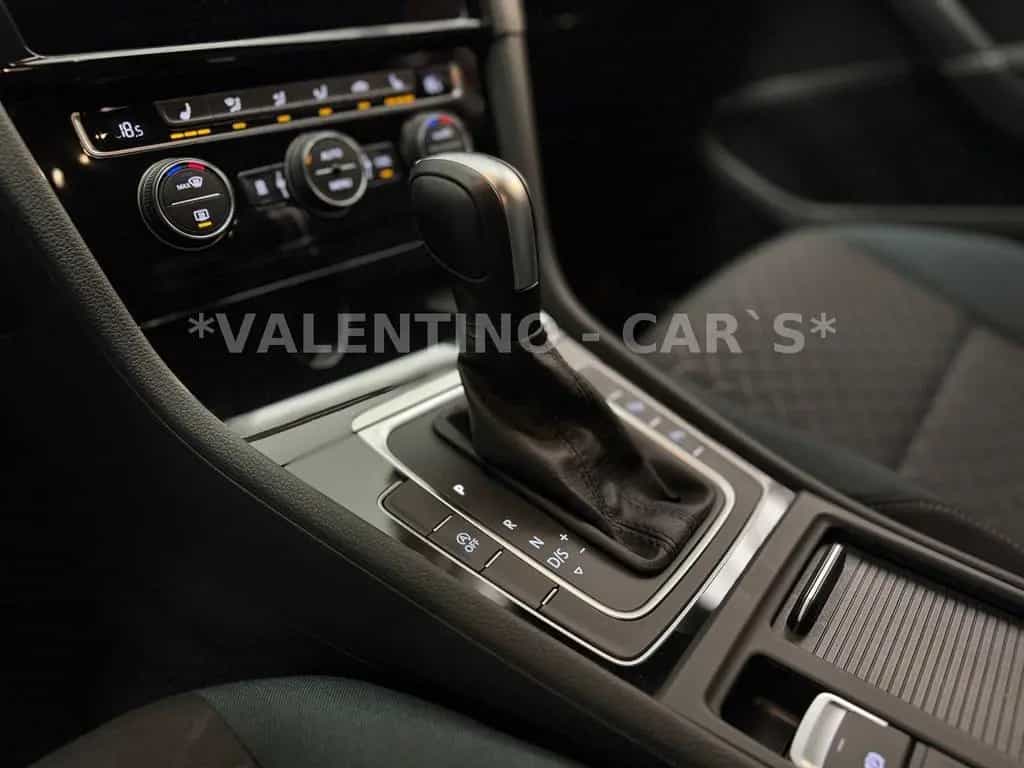 Volkswagen Golf VII Lim. IQ.DRIVE/DSG/Dynaudio/Virtual/Assi 09/2019-photo-20