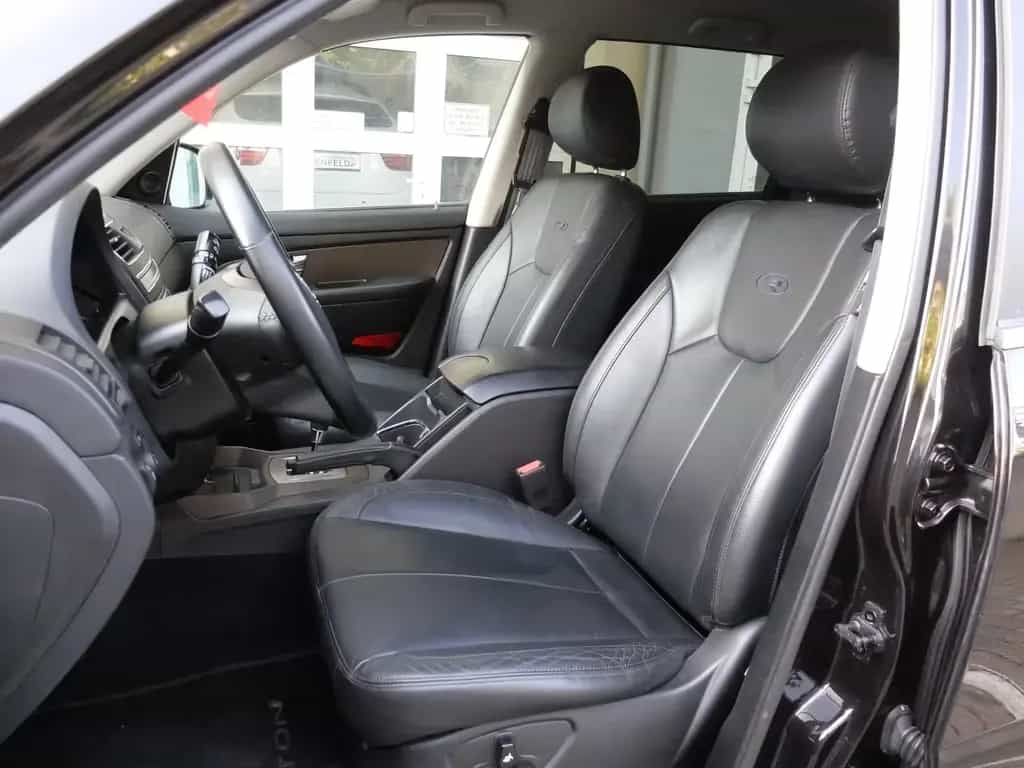 Ssangyong REXTON 2.0 TD Sapphire 4x4 7 Sitze AHK 08/2015-photo-10
