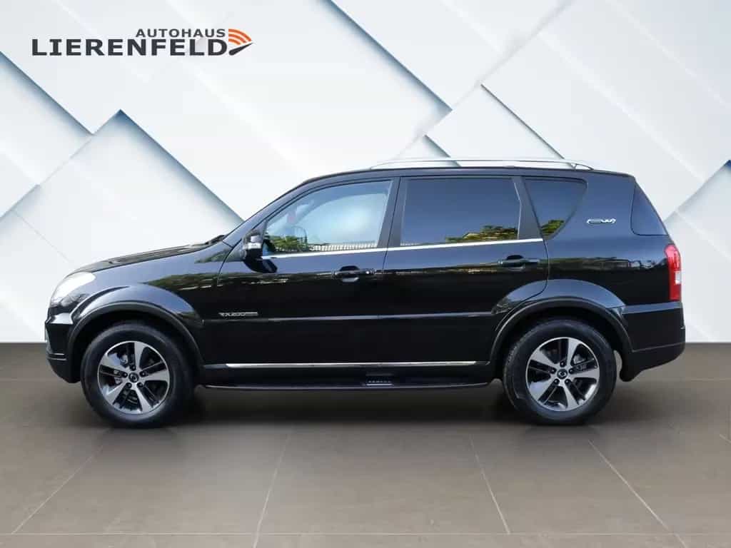 Ssangyong REXTON 2.0 TD Sapphire 4x4 7 Sitze AHK 08/2015-photo-5