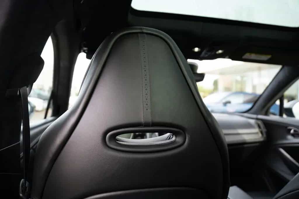 Aston Martin DBX 4.0 V8 12/2020-photo-19