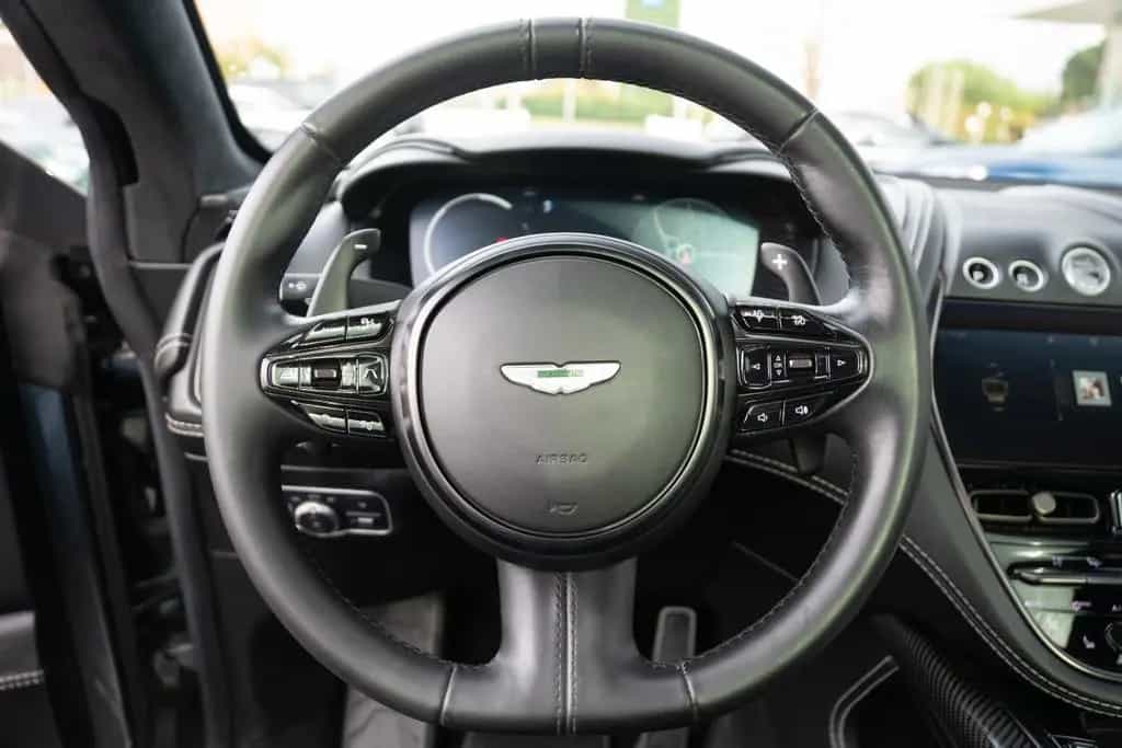 Aston Martin DBX 4.0 V8 12/2020-photo-24