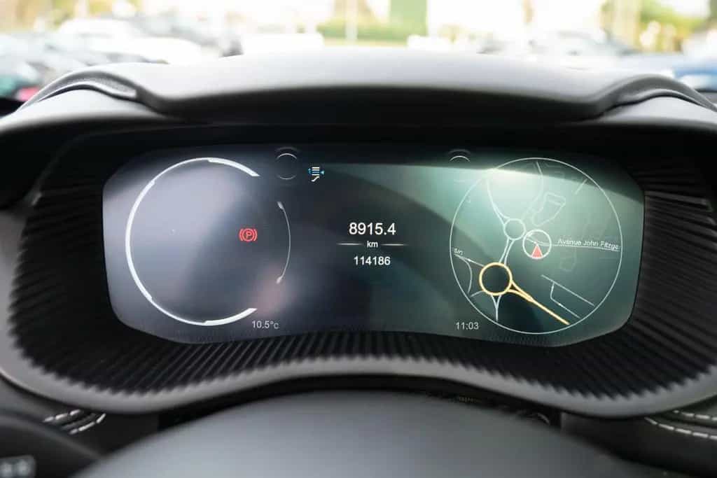 Aston Martin DBX 4.0 V8 12/2020-photo-25