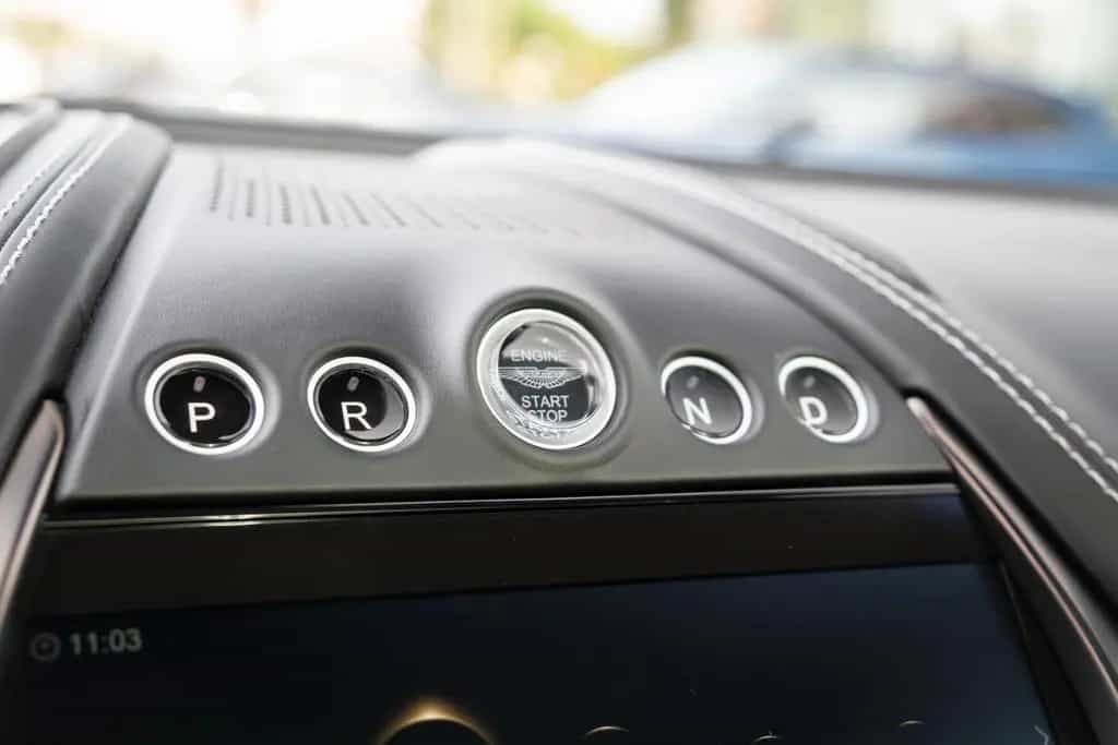 Aston Martin DBX 4.0 V8 12/2020-photo-26