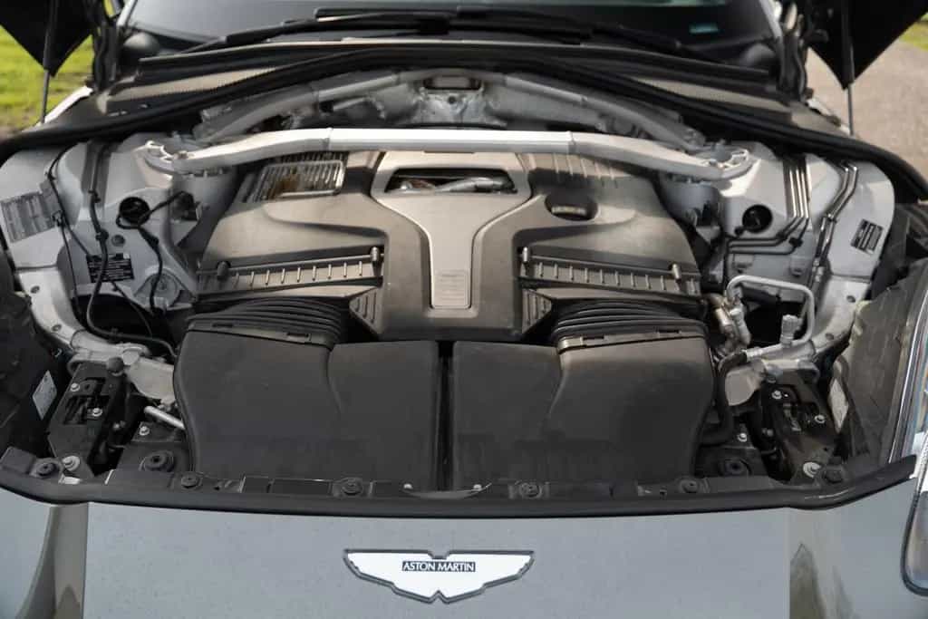 Aston Martin DBX 4.0 V8 12/2020-photo-30