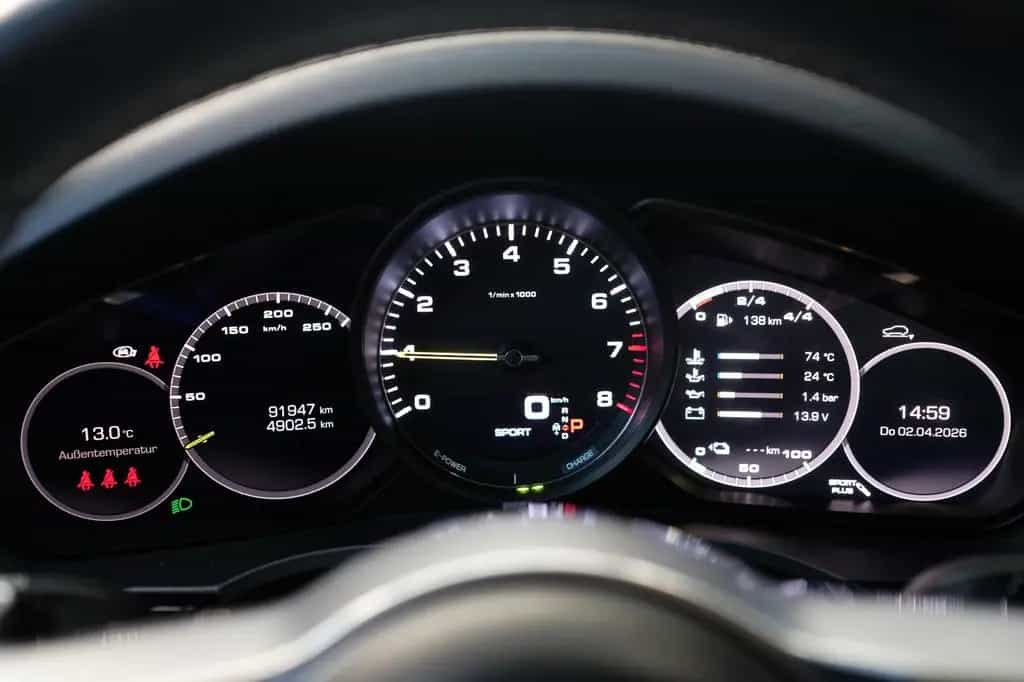 Porsche Cayenne Coupe E-Hybrid/PANO/MATRIX/360/HEAD 12/2020-photo-15