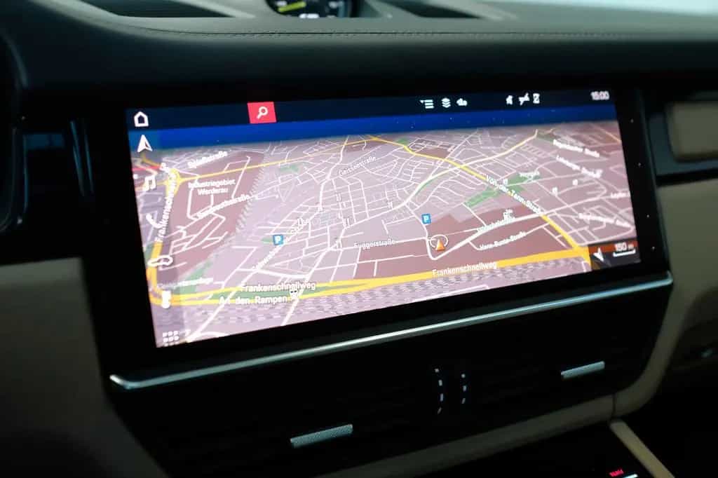 Porsche Cayenne Coupe E-Hybrid/PANO/MATRIX/360/HEAD 12/2020-photo-16
