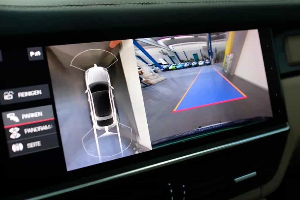 Porsche Cayenne Coupe E-Hybrid/PANO/MATRIX/360/HEAD 12/2020-photo-17