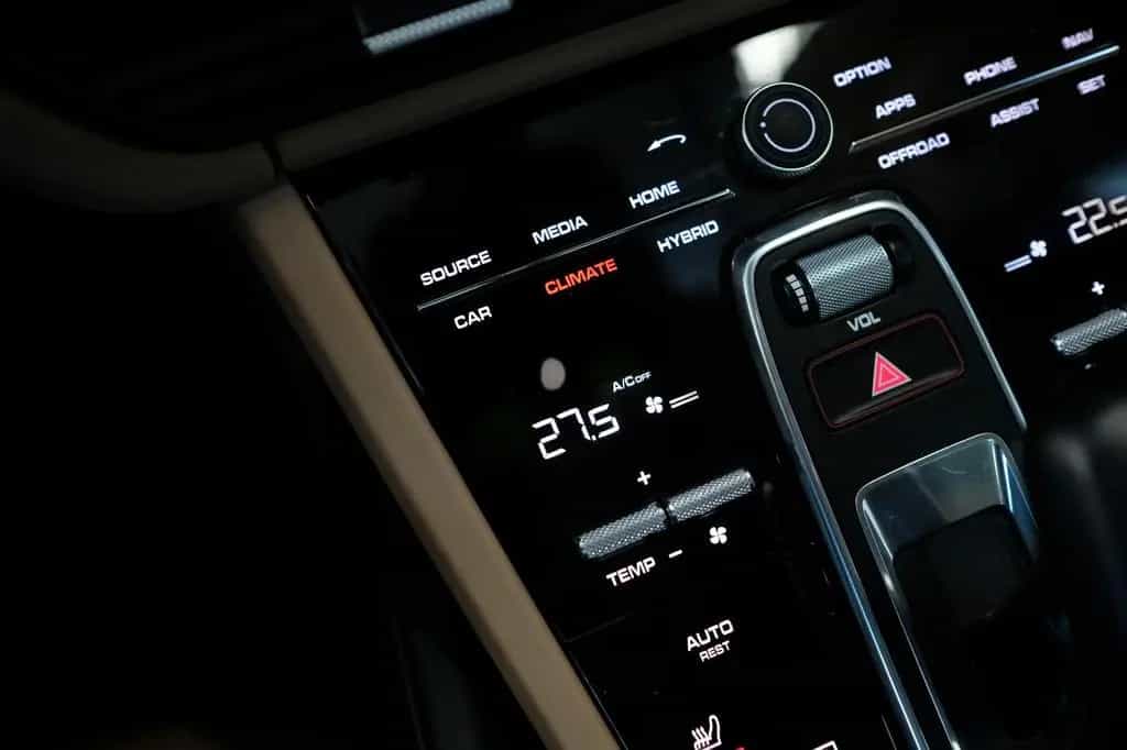 Porsche Cayenne Coupe E-Hybrid/PANO/MATRIX/360/HEAD 12/2020-photo-21