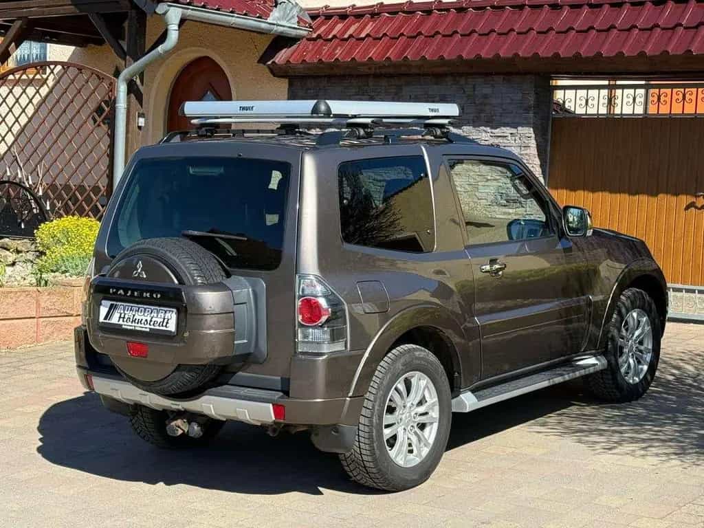 Mitsubishi Pajero 3.2 DI-D Edition 30*3-trg.*1.Hand*Umlufth 11/2013-photo-3