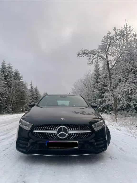 Mercedes-Benz A-Class A250 4MATIC AMG Line 11/2019-photo-2