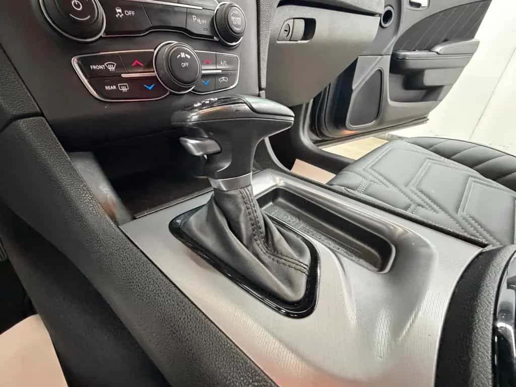 Dodge Charger 3.6 SXT Blacktop Last Call/Alpine/Carpla 07/2023-photo-34