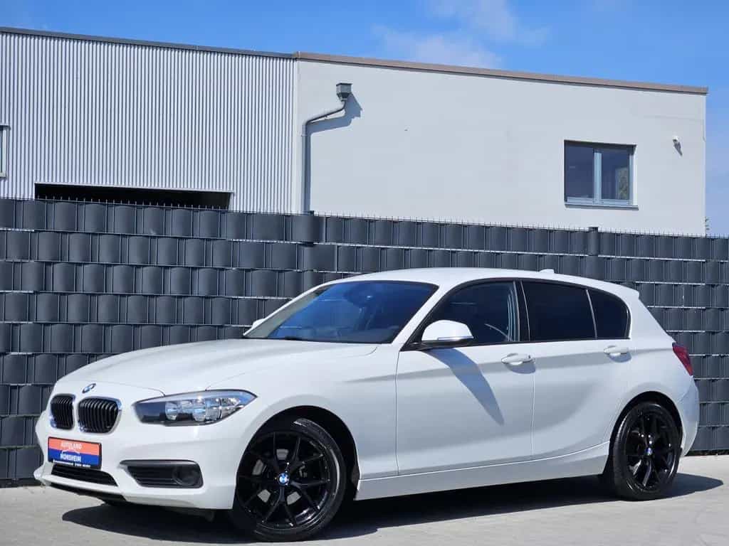 BMW 1 Series 118 i Edition M Sport Shadow Automatik SHZ 2.HD 08/2018-photo-0