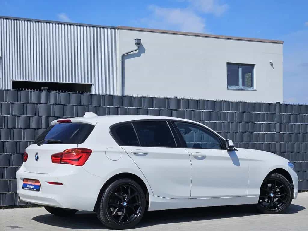BMW 1 Series 118 i Edition M Sport Shadow Automatik SHZ 2.HD 08/2018-photo-1