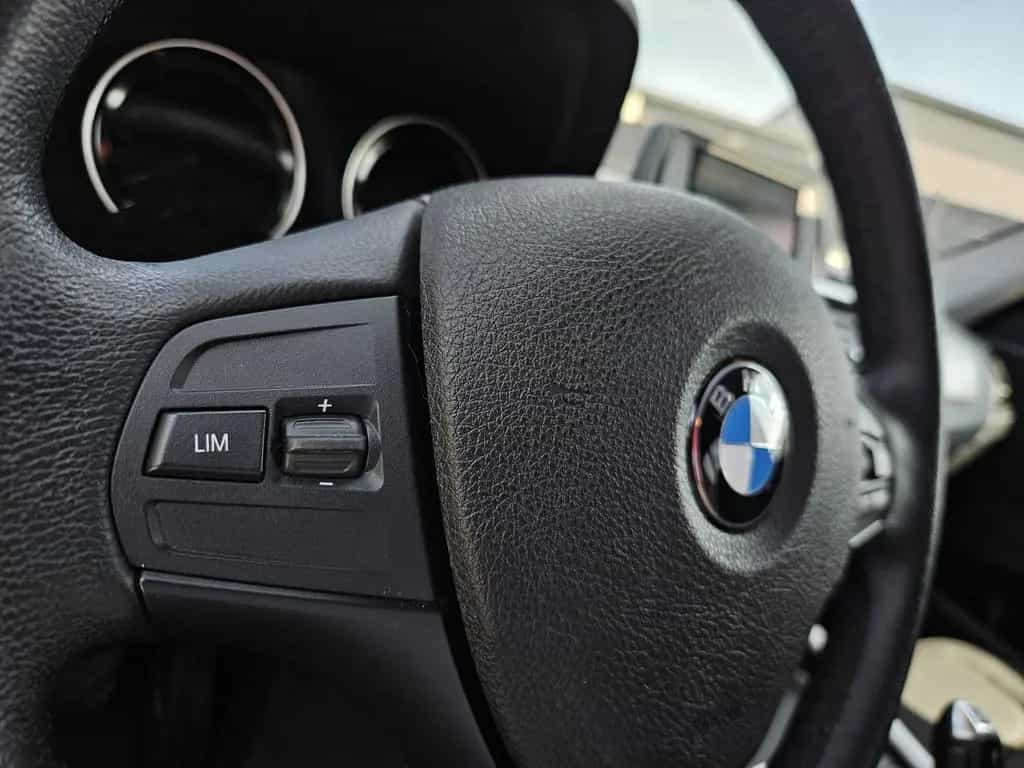 BMW 1 Series 118 i Edition M Sport Shadow Automatik SHZ 2.HD 08/2018-photo-13