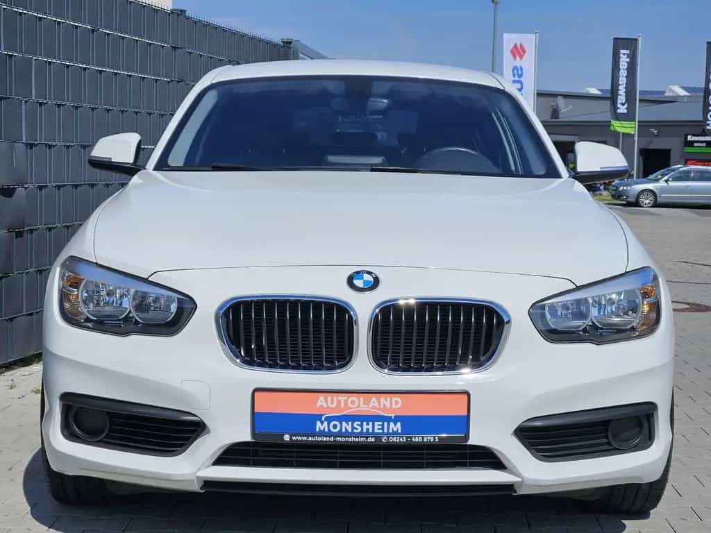 BMW 1 Series 118 i Edition M Sport Shadow Automatik SHZ 2.HD 08/2018-photo-2