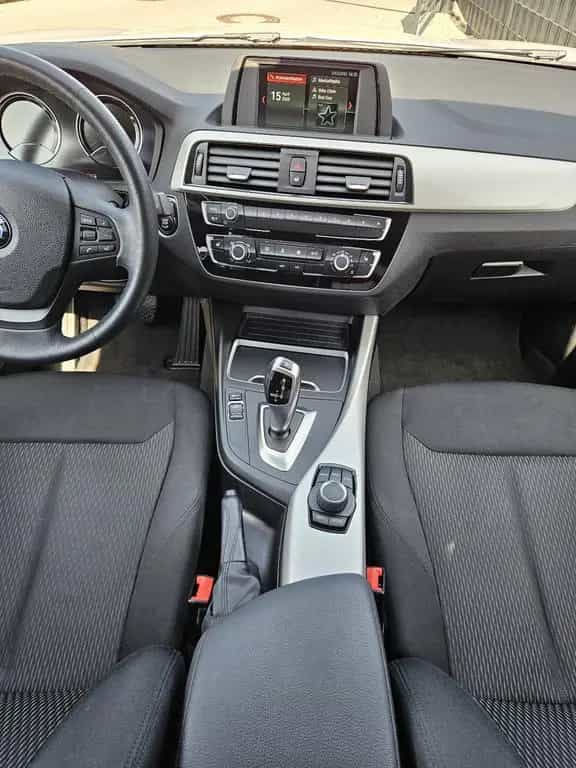 BMW 1 Series 118 i Edition M Sport Shadow Automatik SHZ 2.HD 08/2018-photo-23