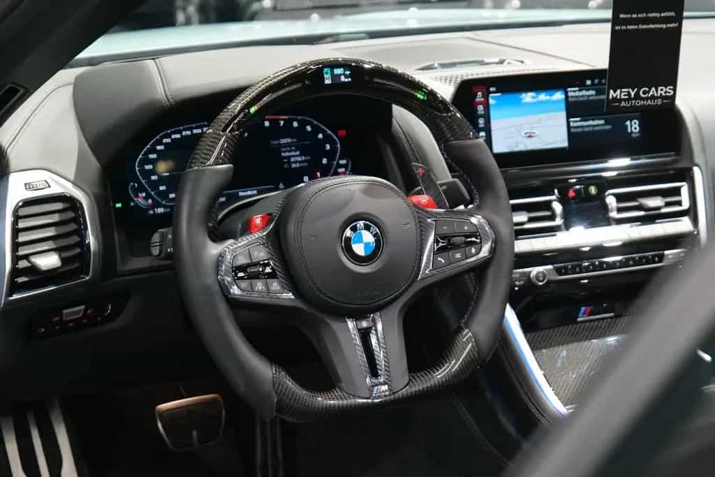 BMW M8 Cabrio Competition *M-Drivers*B&W*360°*MwSt* 04/2022-photo-13