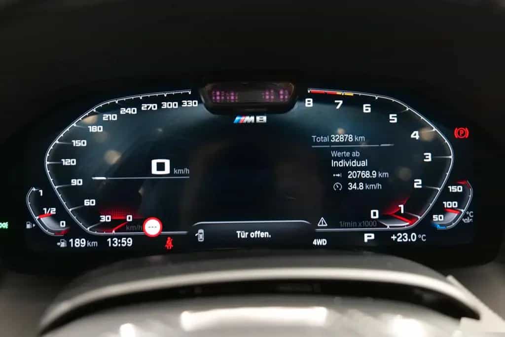 BMW M8 Cabrio Competition *M-Drivers*B&W*360°*MwSt* 04/2022-photo-19