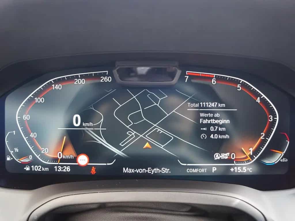 BMW 3 Series 330i A Lim. Sport Line *Navi * LED * ACC * AHK 03/2021-photo-12