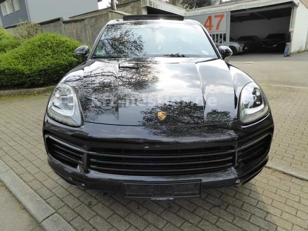 Porsche Cayenne 3.0 Pano/Chrono/Luft/AHK/Bose/21Zoll 04/2022-photo-1