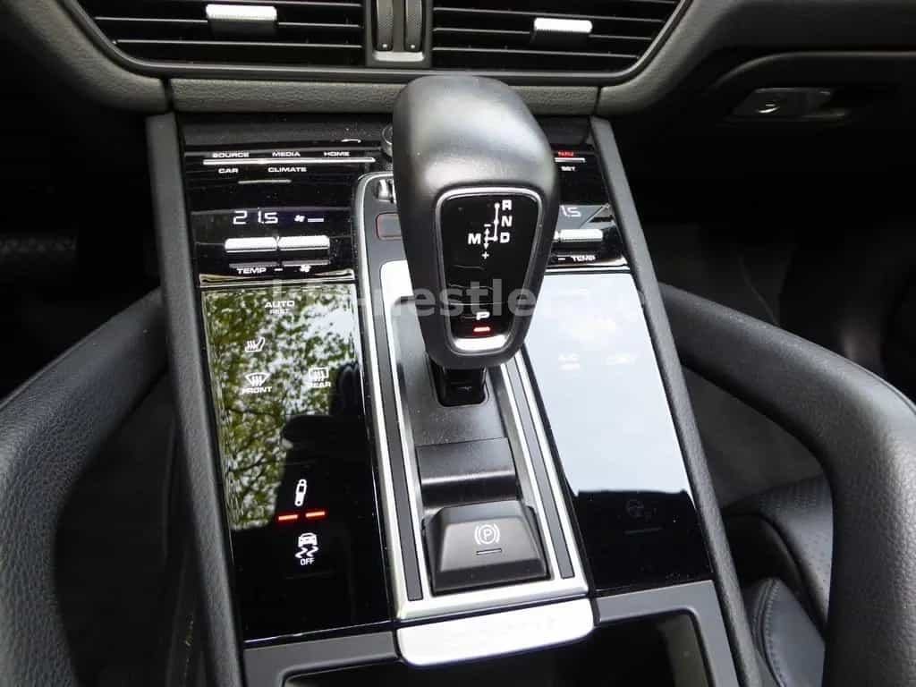 Porsche Cayenne 3.0 Pano/Chrono/Luft/AHK/Bose/21Zoll 04/2022-photo-17