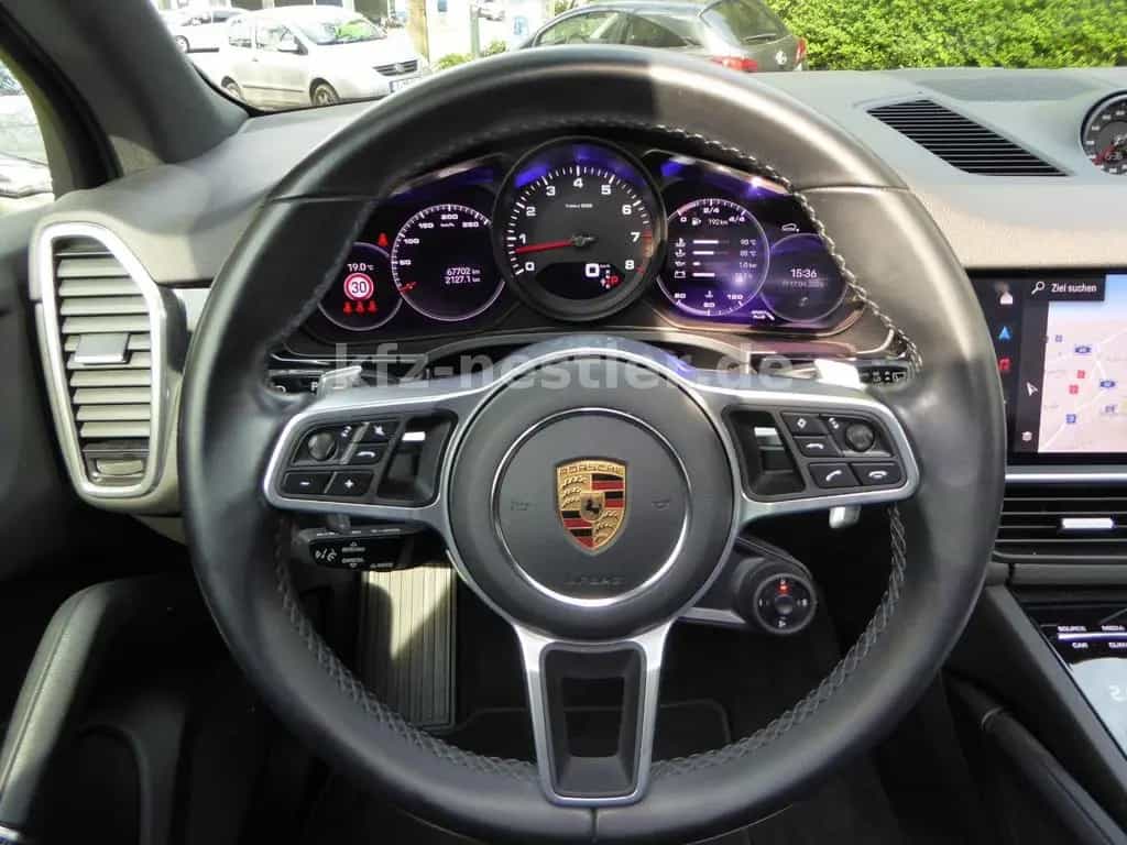 Porsche Cayenne 3.0 Pano/Chrono/Luft/AHK/Bose/21Zoll 04/2022-photo-18