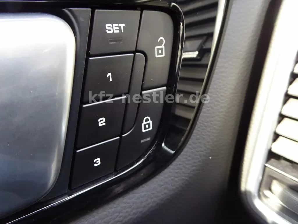 Porsche Cayenne 3.0 Pano/Chrono/Luft/AHK/Bose/21Zoll 04/2022-photo-19