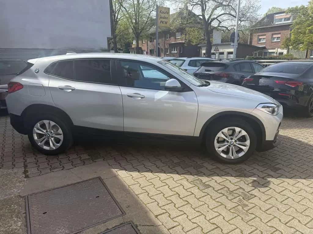 BMW X2 sDrive 20 i Advantage 09/2018-photo-4