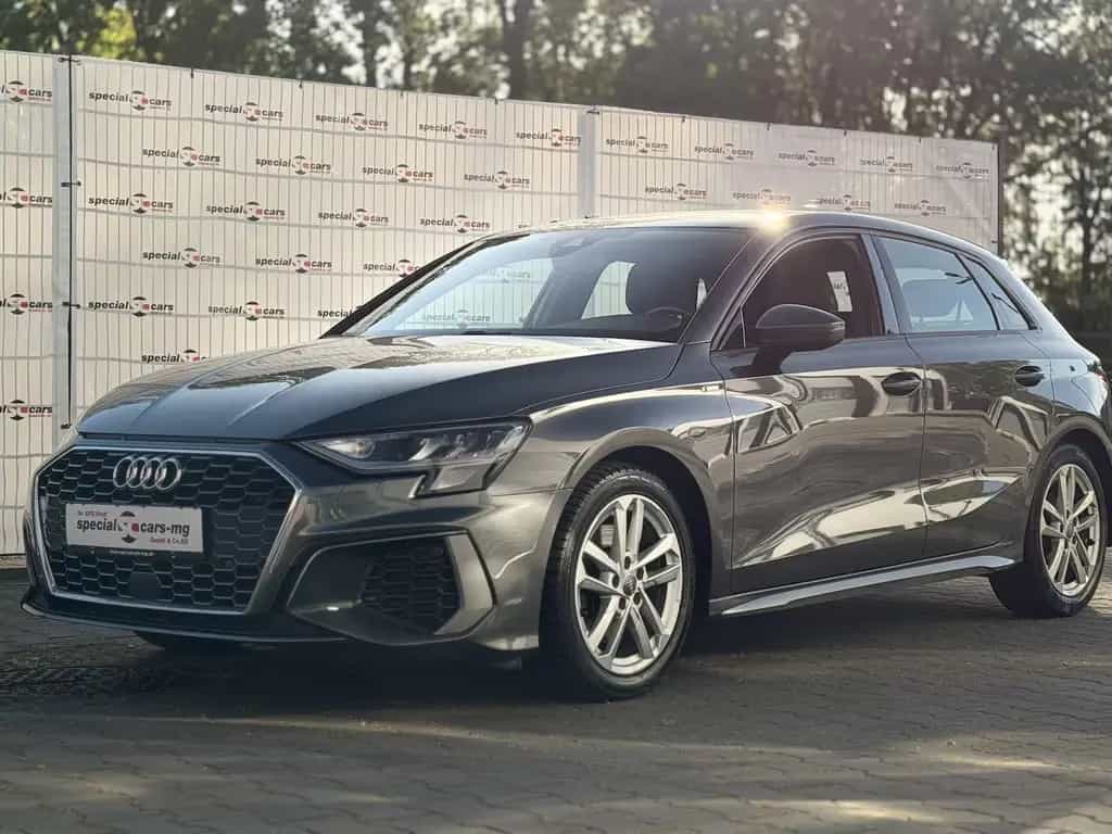 Audi A3 35 TDI S- line / Keyless / Virtual Cockpit 08/2020-photo-1