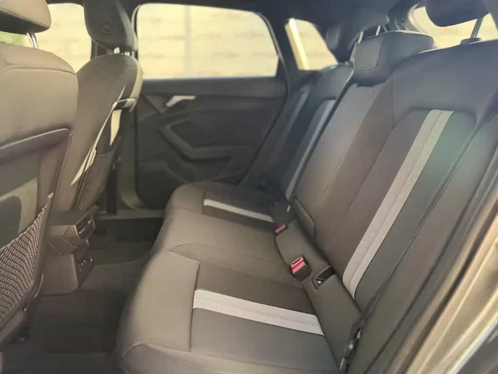 Audi A3 35 TDI S- line / Keyless / Virtual Cockpit 08/2020-photo-21