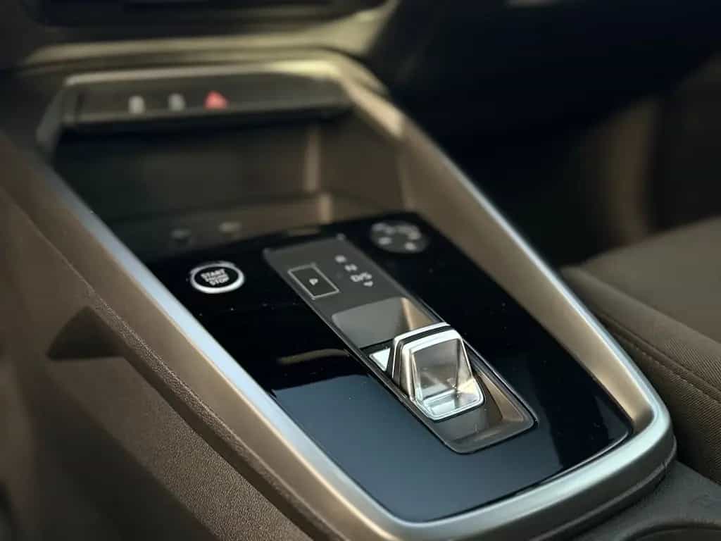 Audi A3 35 TDI S- line / Keyless / Virtual Cockpit 08/2020-photo-25