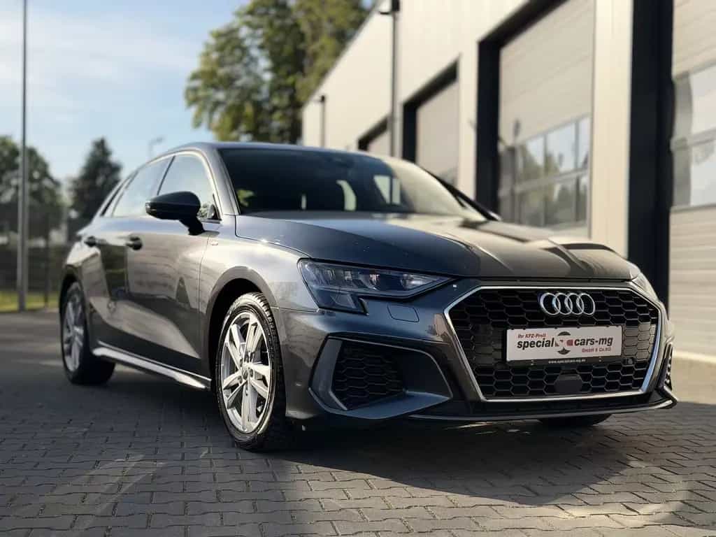 Audi A3 35 TDI S- line / Keyless / Virtual Cockpit 08/2020-photo-3