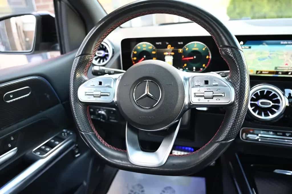 Mercedes-Benz B 220 d AMG Line PANO LEDER AUTOM 360°CAM LED 02/2019-photo-16