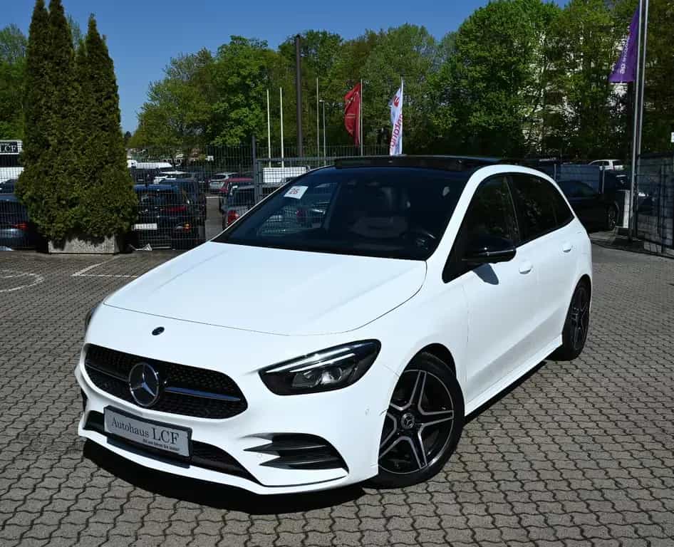 Mercedes-Benz B 220 d AMG Line PANO LEDER AUTOM 360°CAM LED 02/2019-photo-2