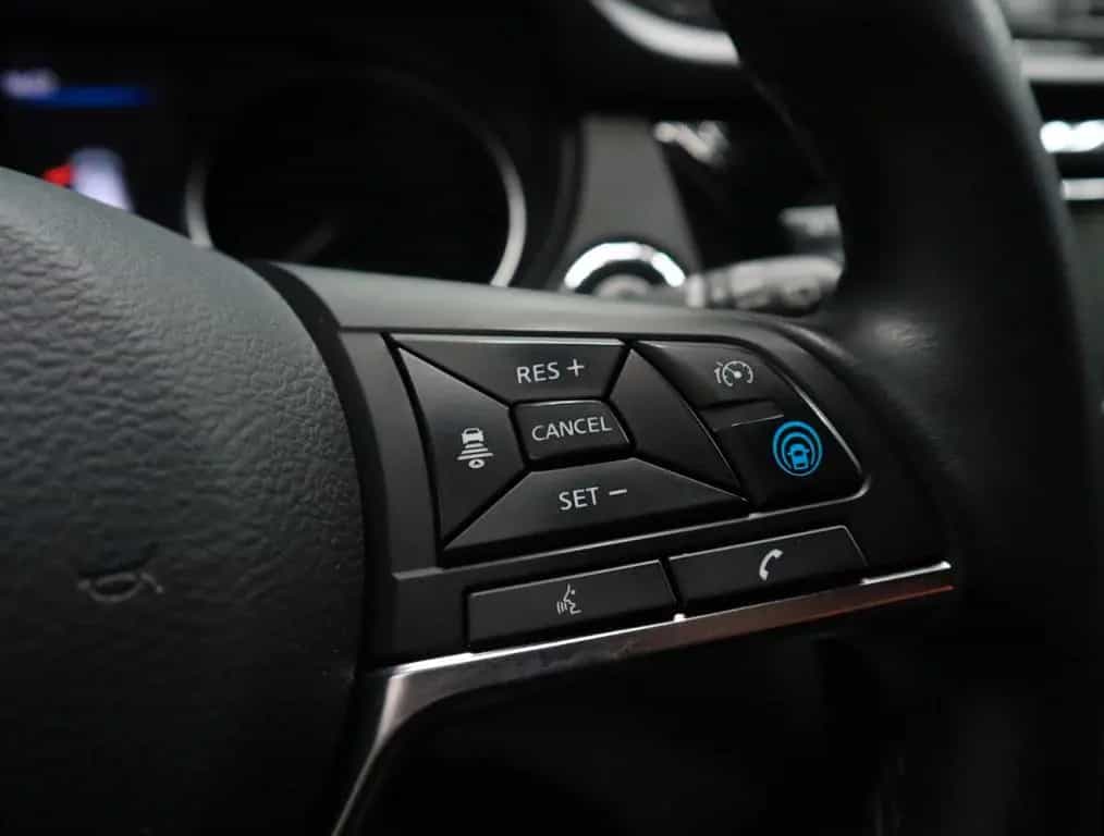 Nissan Qashqai N-Tec Xenon Alcantara Automatik Kamera 10/2020-photo-15