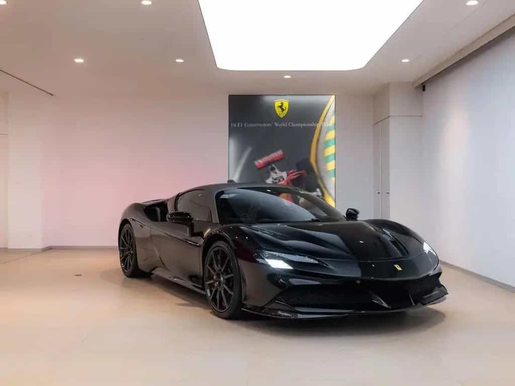 Ferrari SF90 Stradale 03/2021-photo-0
