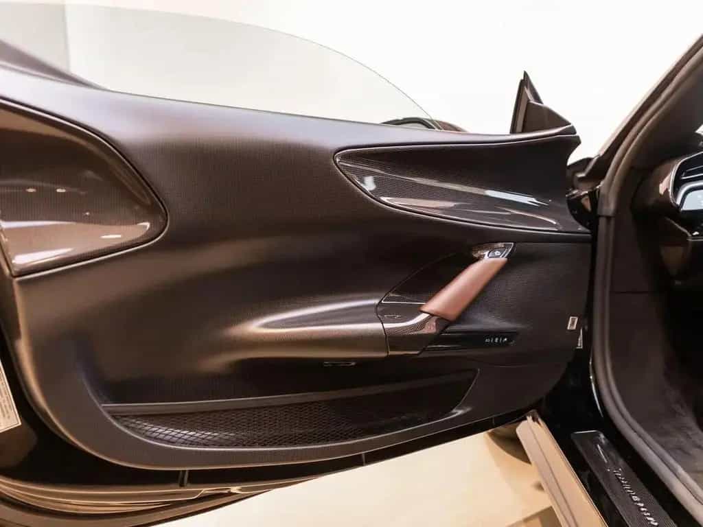 Ferrari SF90 Stradale 03/2021-photo-10