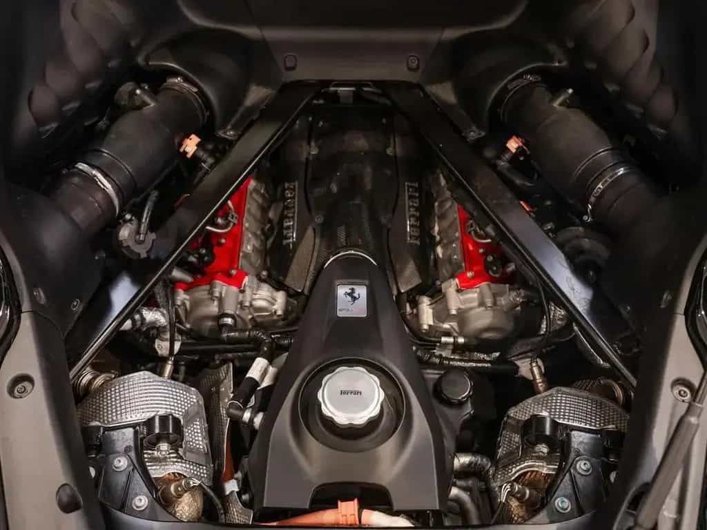 Ferrari SF90 Stradale 03/2021-photo-11