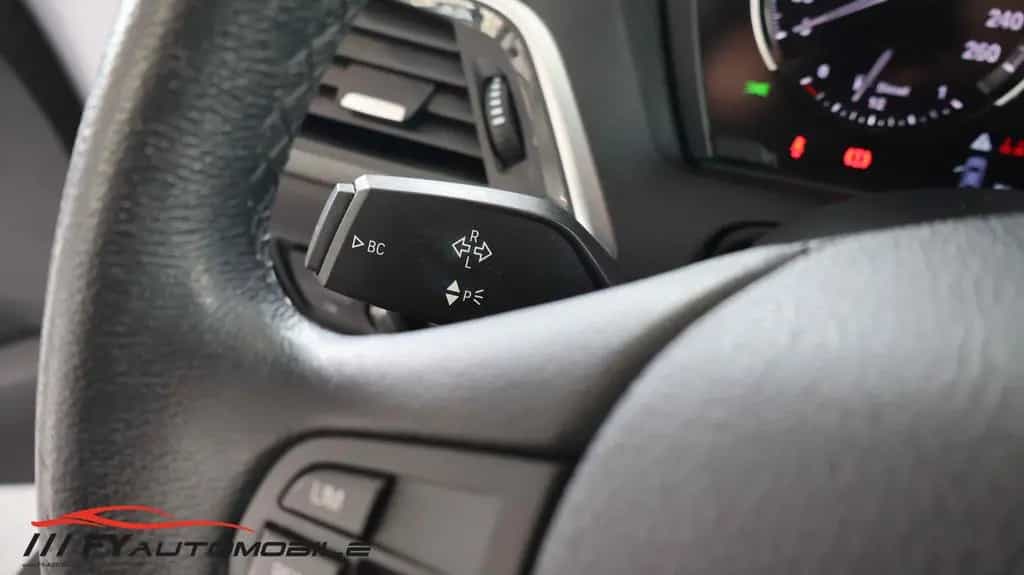 BMW 1 Series 118 118 d Advantage* LED* Garantie* Top gepflegt 01/2019-photo-14