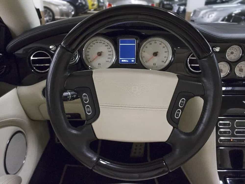 Bentley Azure - 06/2008-photo-12