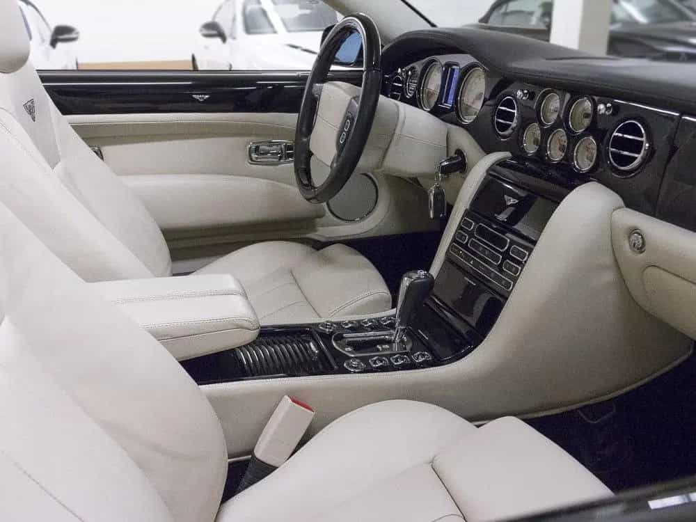 Bentley Azure - 06/2008-photo-17
