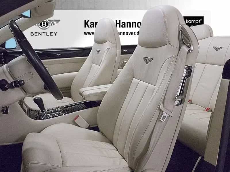 Bentley Azure - 06/2008-photo-8