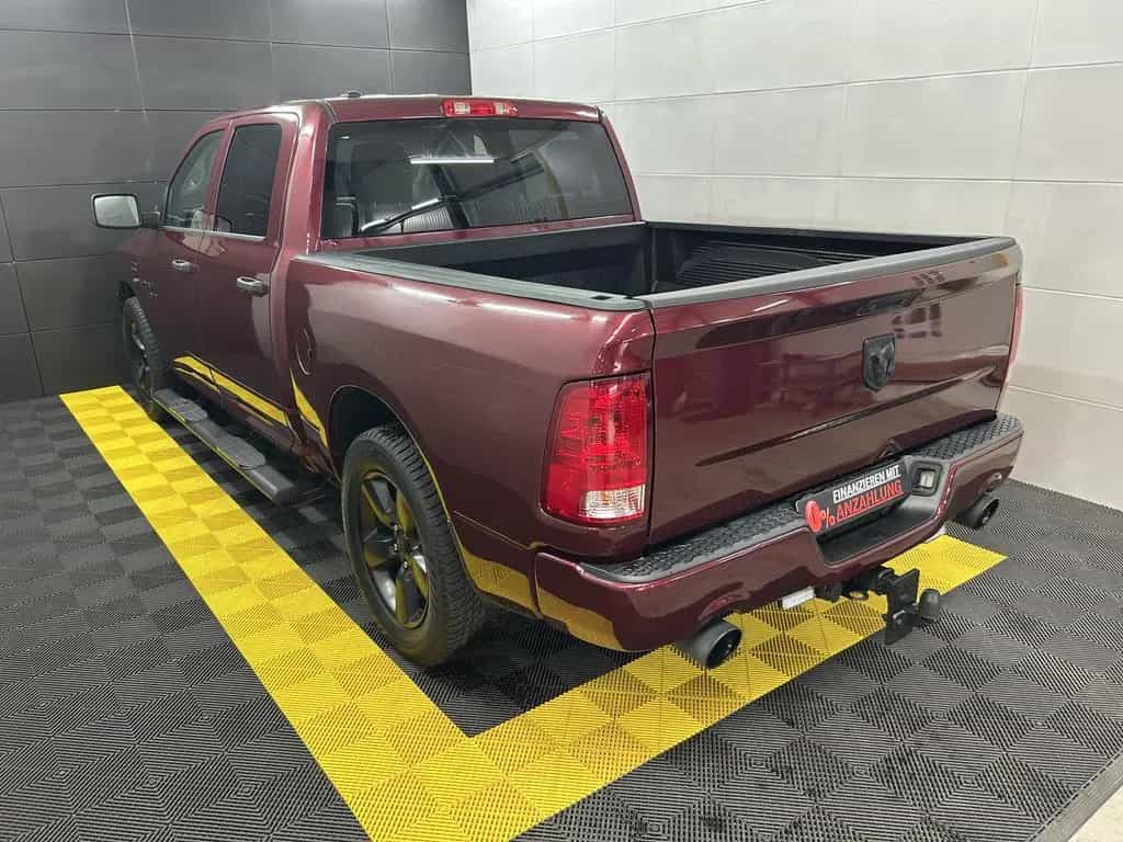 Dodge RAM 1500 CrewCab 5.7L V8 HEMI 6 Sitze+AHK+Kam+BT 07/2017-photo-6